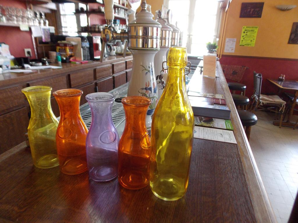 维穆蒂尔斯 Le Soleil D'Or酒店 外观 照片