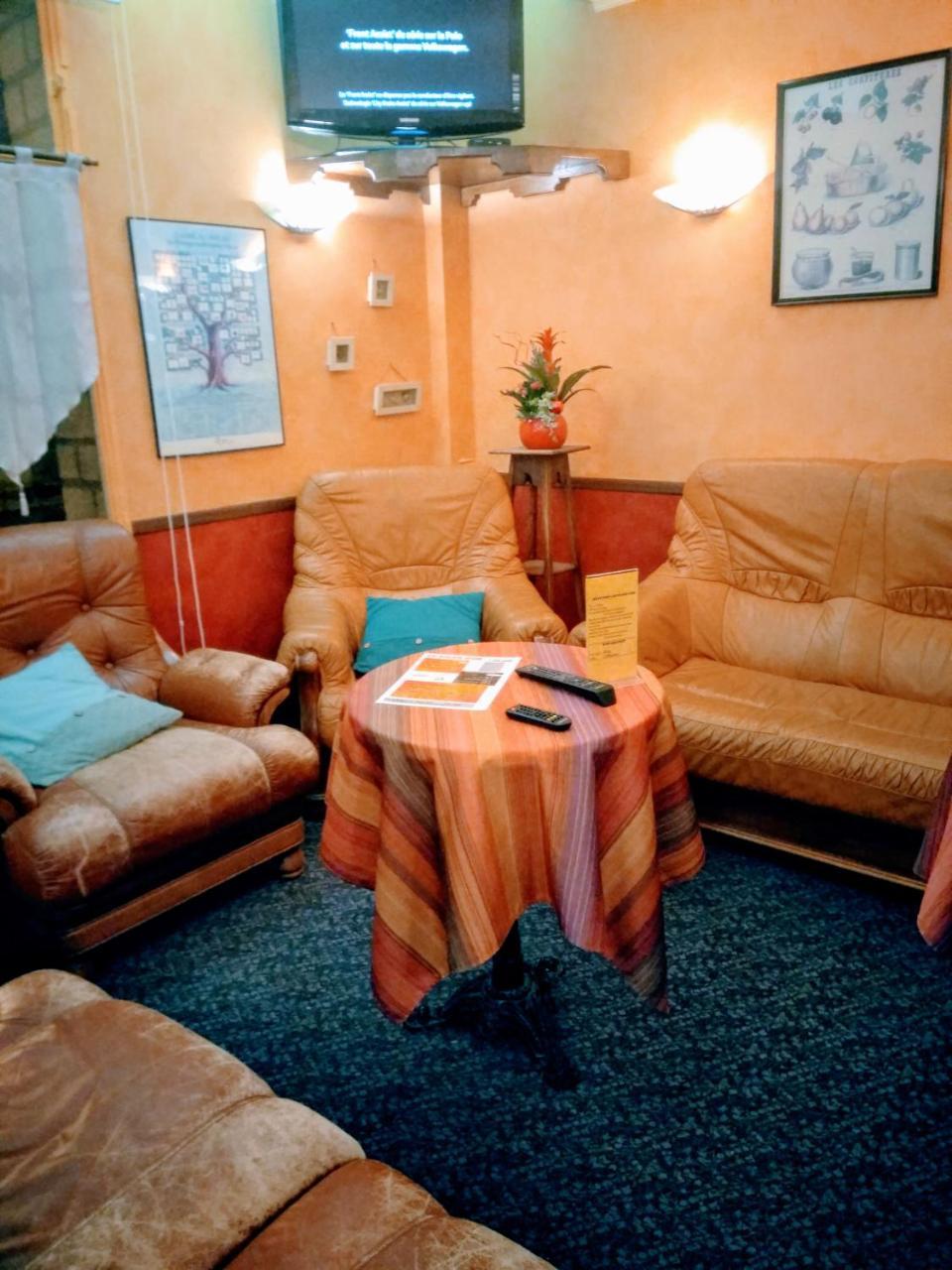 维穆蒂尔斯 Le Soleil D'Or酒店 外观 照片